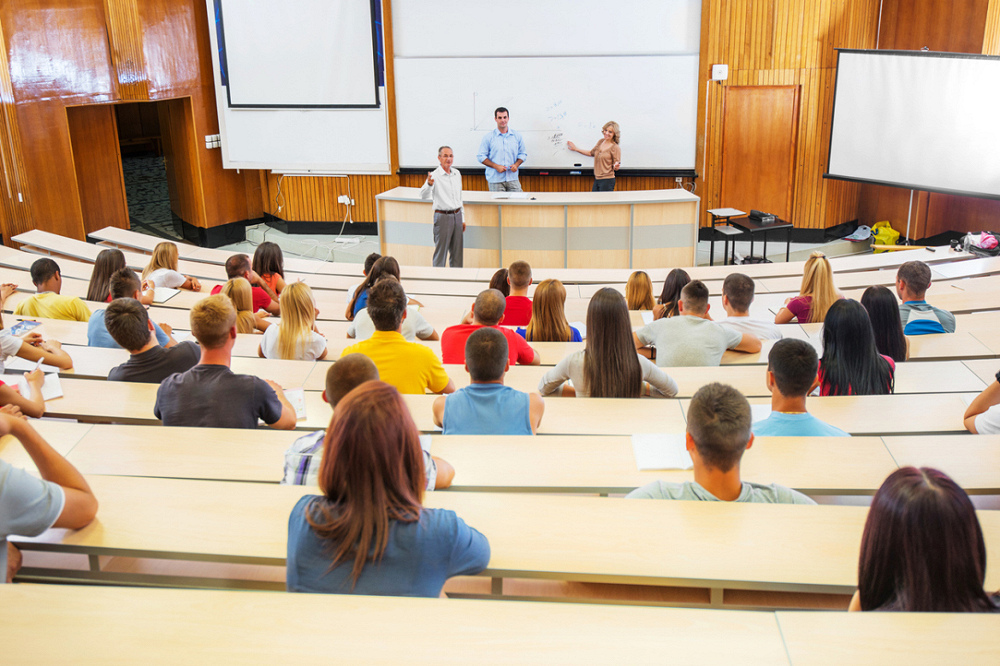 US Announces English AccessScholarships for PakistaniStudents