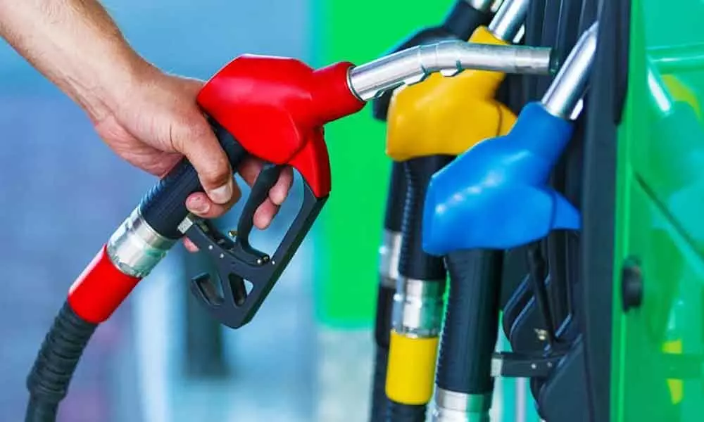 Petrol Prices Expected to Drop by Rs. 12 Per Litre from April 16