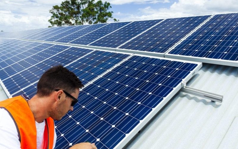 Pakistan witnessed a remarkable drop in Solar Panel Prices, now reduced by more than 50%