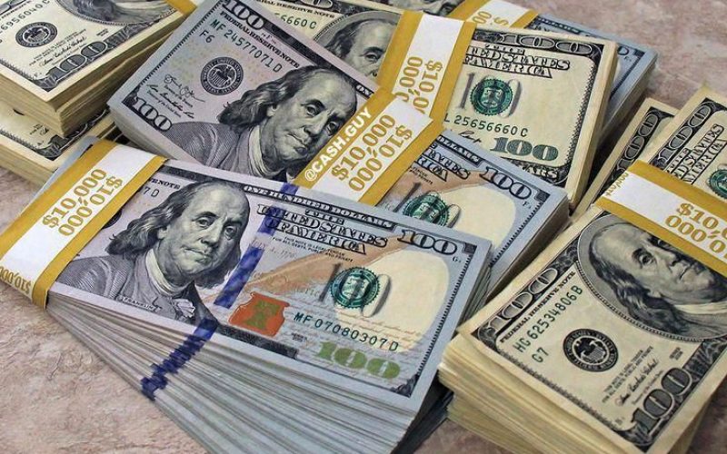 Dollar expensive for the second day,the stock exchange continued to rise