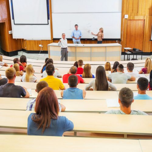 US Announces English AccessScholarships for PakistaniStudents