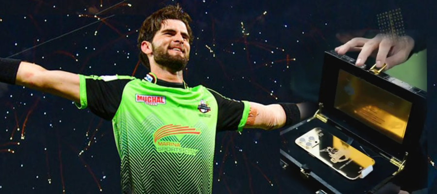 Shaheen Shah Afridi Receives Gold-Plated iPhone as Lahore Qalandars Celebrate 10 Years of PSL