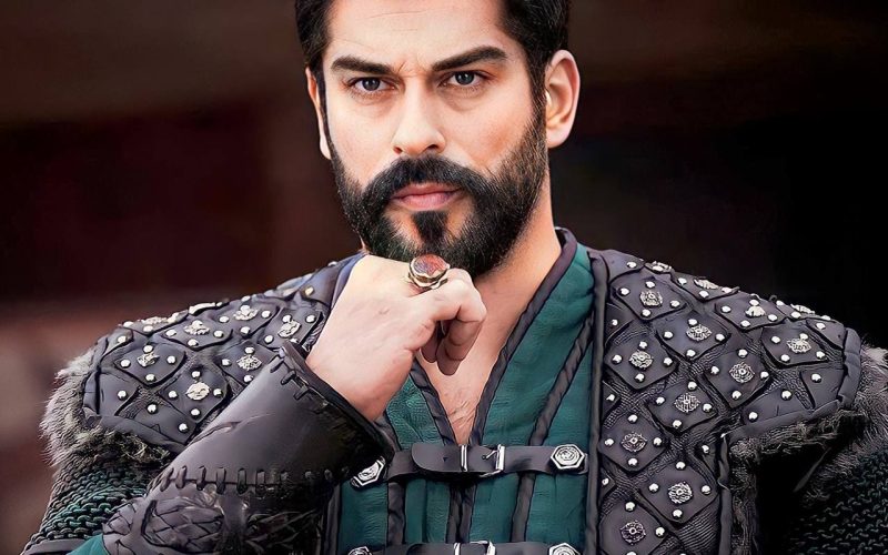 Burak Özçivit joins forces with a top Pakistani brand