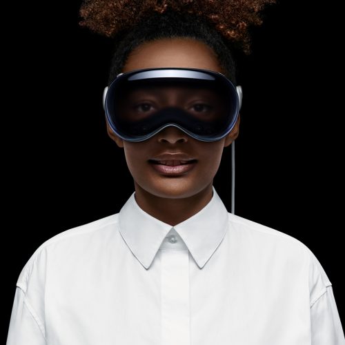 Step into the future with Apple’s Vision Pro VR Headset