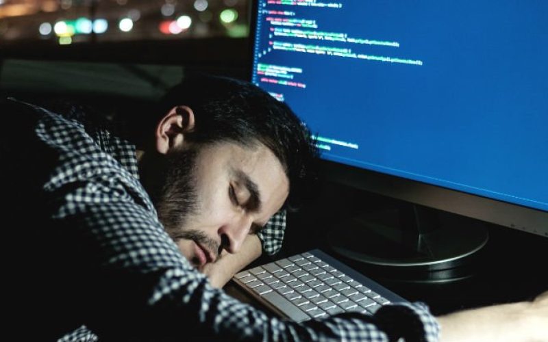 The Brain Literally Starts Eating Itself When It Doesn’t Get Enough Sleep